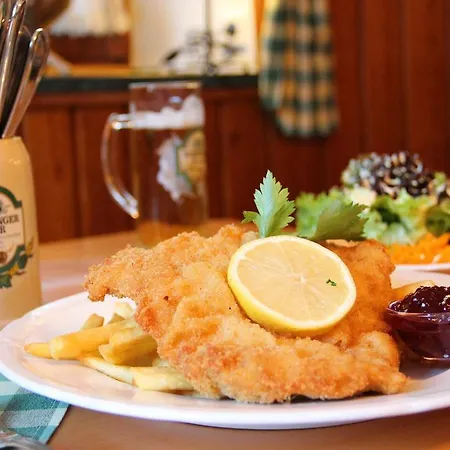 Gasthaus Neuwirt Surheim *