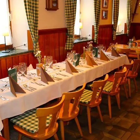 Gasthaus Neuwirt Surheim דירה *
